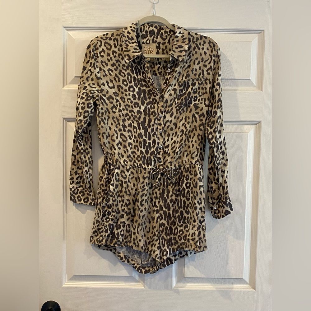 Chaser Leopard Print Romper - Picture 3 of 4